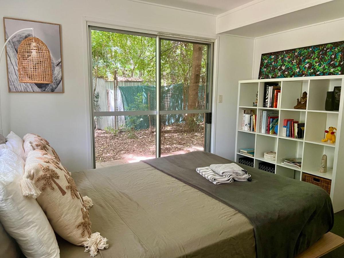 Jikinerita Homestay Nelly Bay Экстерьер фото