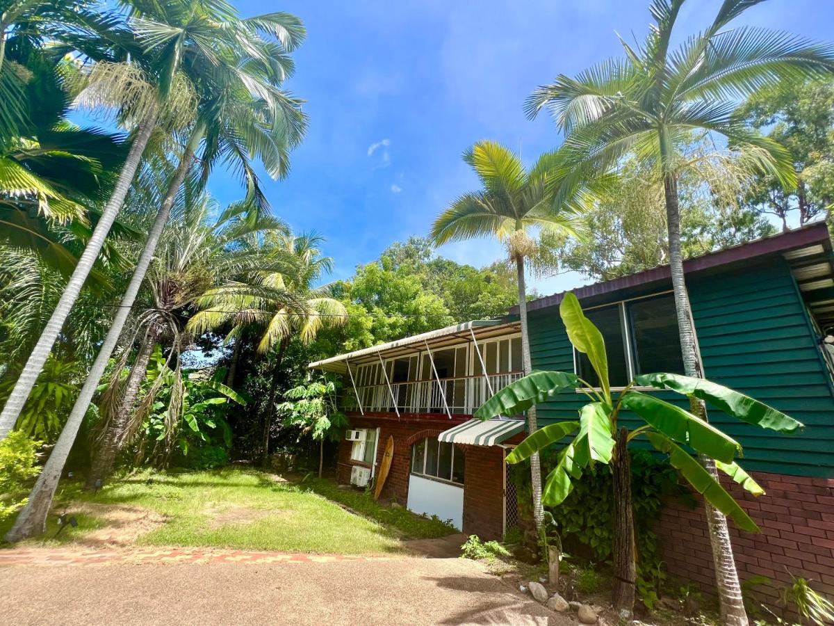 Jikinerita Homestay Nelly Bay Экстерьер фото